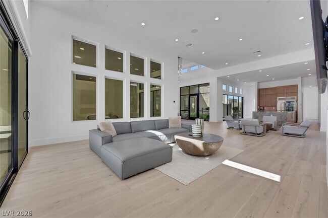Building Photo - 4803 Verde Bloom St