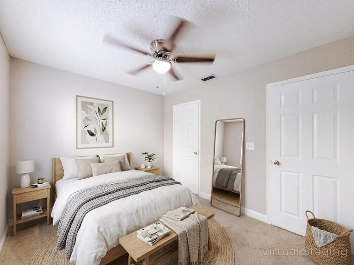 Building Photo - 542 Queensbridge Dr