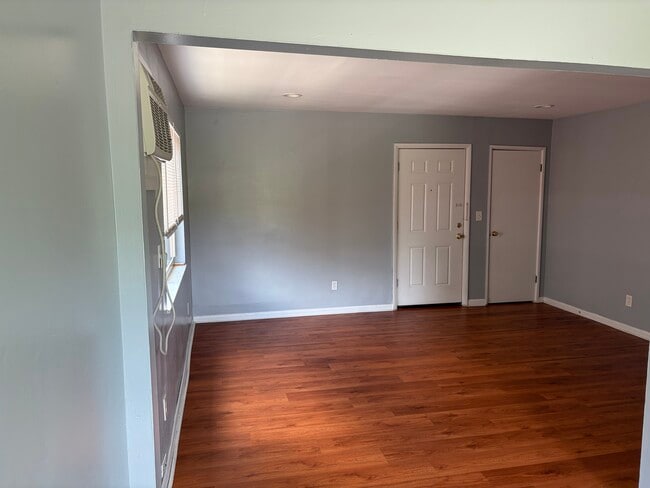 Building Photo - 6366 Corbly Rd