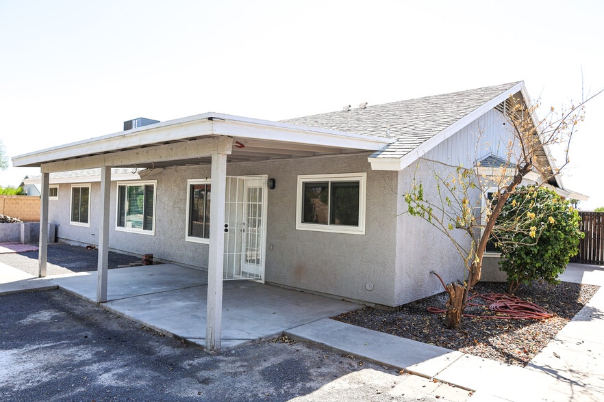 Building Photo - 14101 N 78th Dr