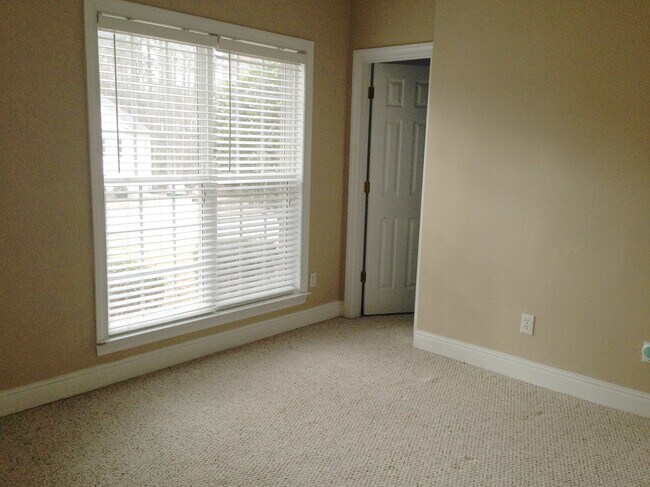bedroom - 100 Pine Shoals Trl