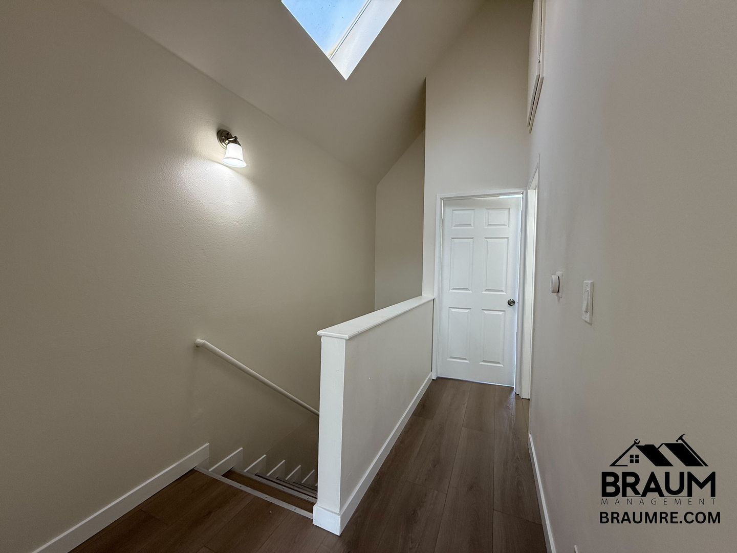 Building Photo - 14257 Friar St