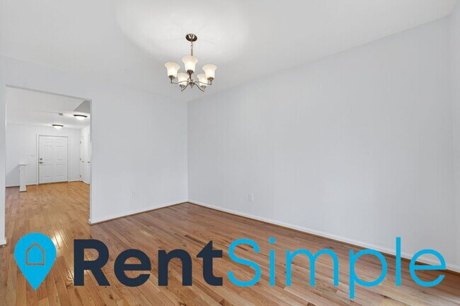 Building Photo - 13136 Ashnut Ln