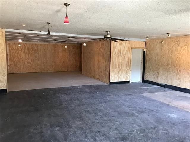 Building Photo - 219 W 29th Ave