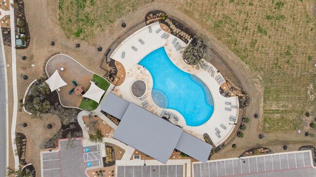 Building Photo - 225 El Capitan Lp