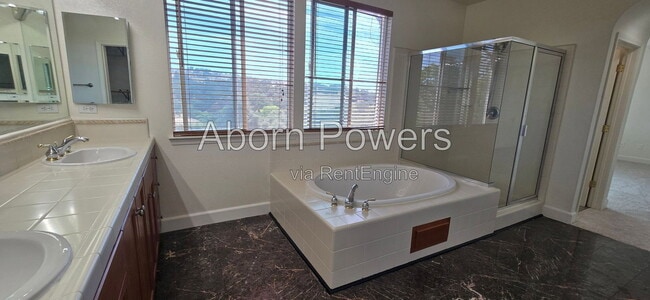 Building Photo - 4100 Borders Dr