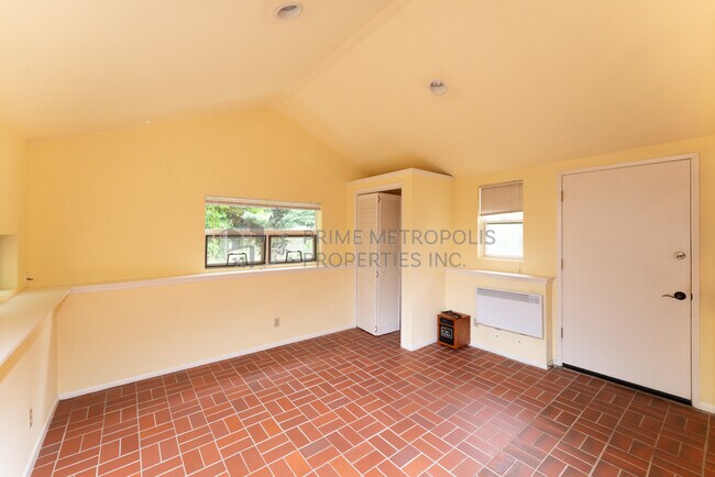 Building Photo - 9117 25th Ave NE