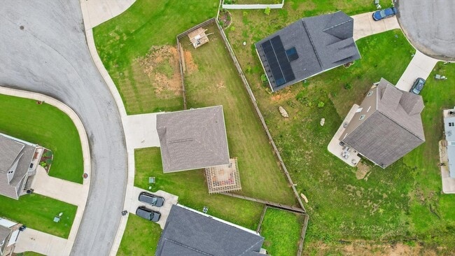 Building Photo - 116 Paxtons Way