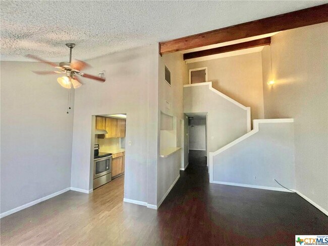 Building Photo - 118 Sherwood Dr