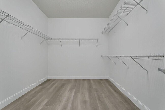 Building Photo - 14105 Larkspur Lake Dr