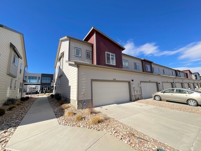 Building Photo - 3 Bedroom Townhome Available Near Voyager Pkwy & Interquest Pkwy!