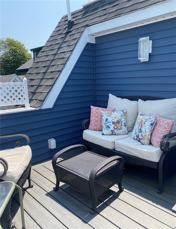 Building Photo - 7 Bacheller St