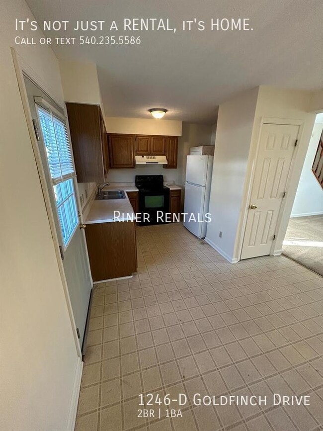 Building Photo - 1246 Goldfinch Dr