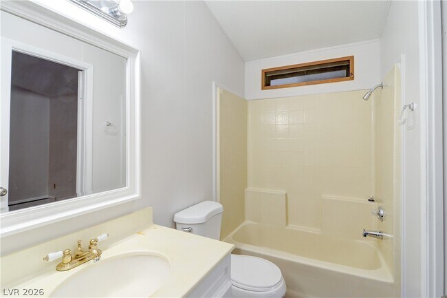 Building Photo - 5620 Hobble Creek Dr