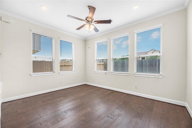Building Photo - 11908 Briarwood Hill Way
