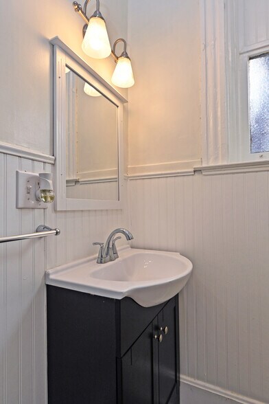 Building Photo - 1415 Locust St