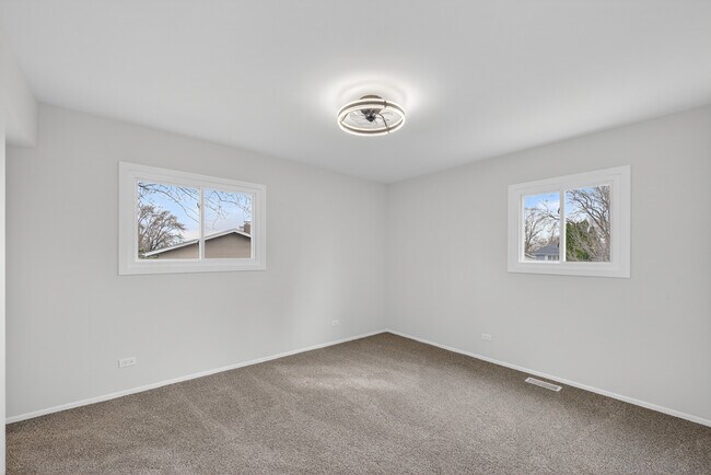 Building Photo - 500 Colgate Ct