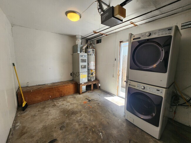 Building Photo - 1072 18th Street