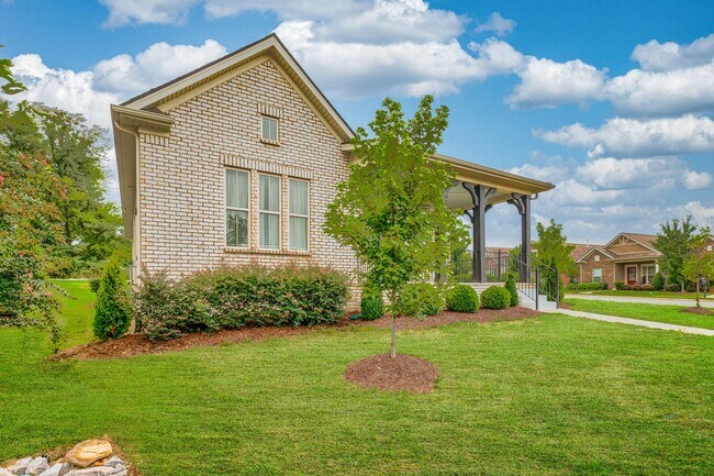 Building Photo - 775 Westcott Ln