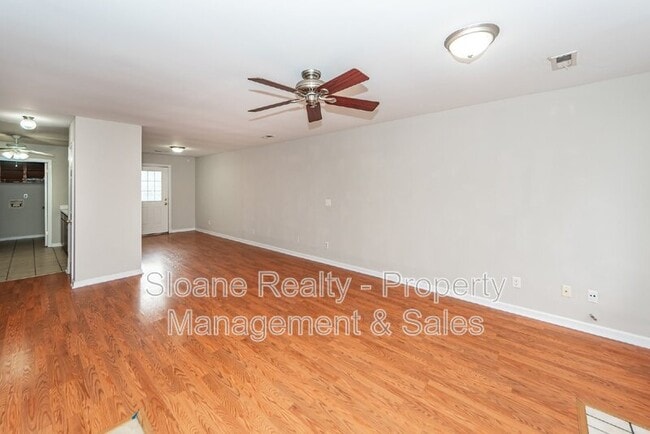 Building Photo - 149 Pine Shadow Dr