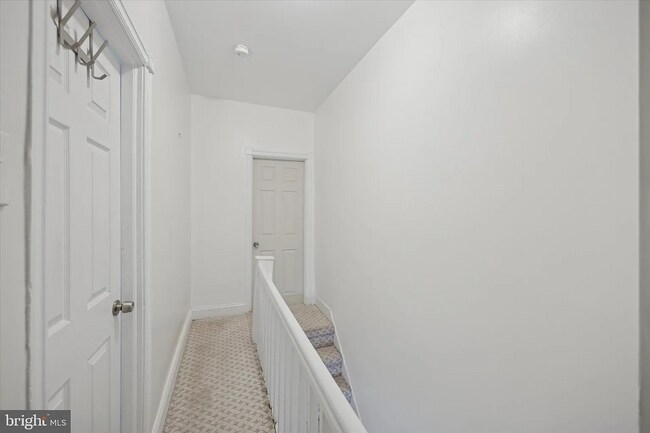Building Photo - Modern 3-Bedroom Rowhome with Backyard Pat...