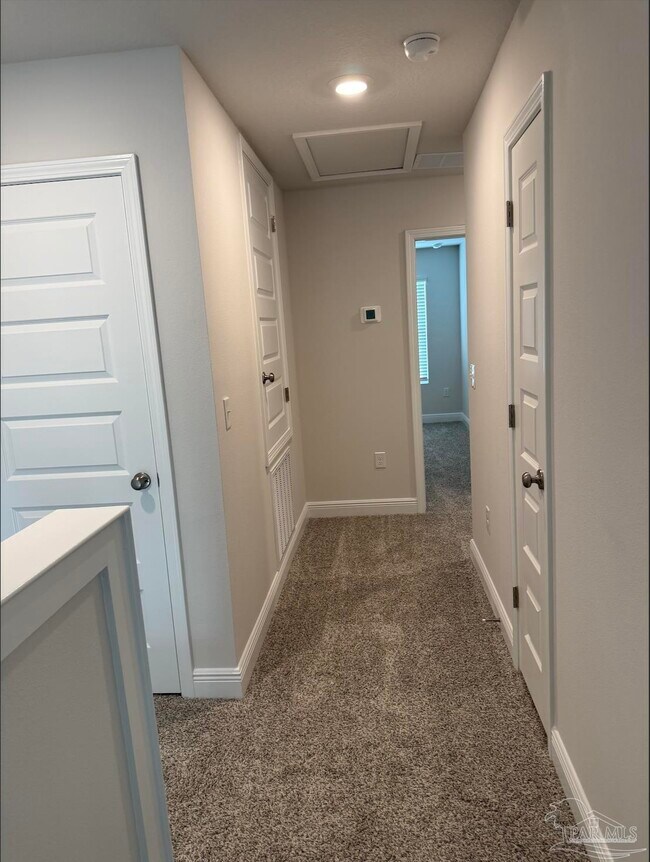 Building Photo - 3984 Pendragon Cir