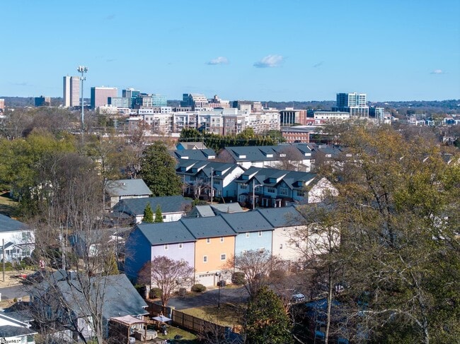 Building Photo - 7 Hamilton Ave