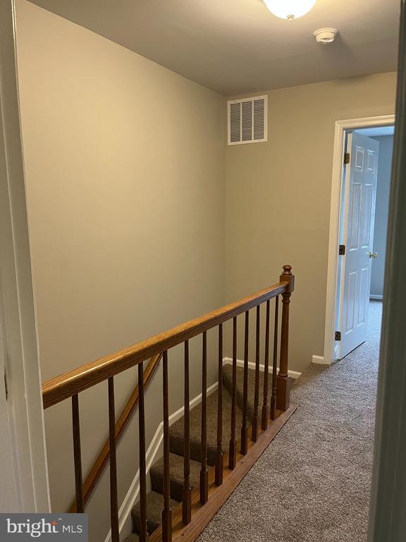 Building Photo - 1049 Wingate Ct