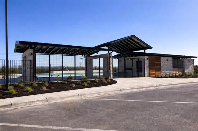 Building Photo - 12306 Bulldogger Bnd