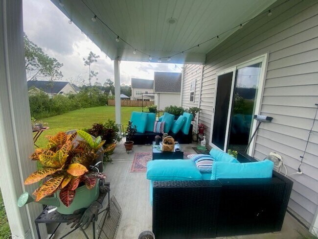 Building Photo - 3016 Goldenaster Ct