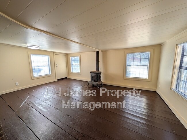 Building Photo - 1814 S 108th E Ave