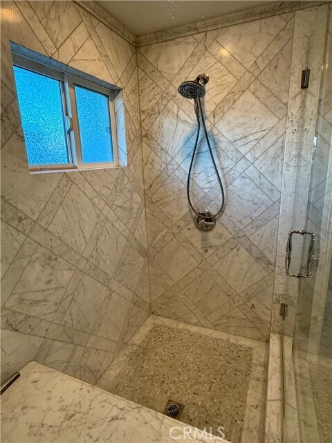 Building Photo - 5243 E Arbor Rd