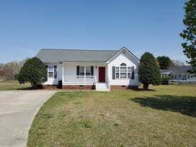 Building Photo - 104 Eddy Ct