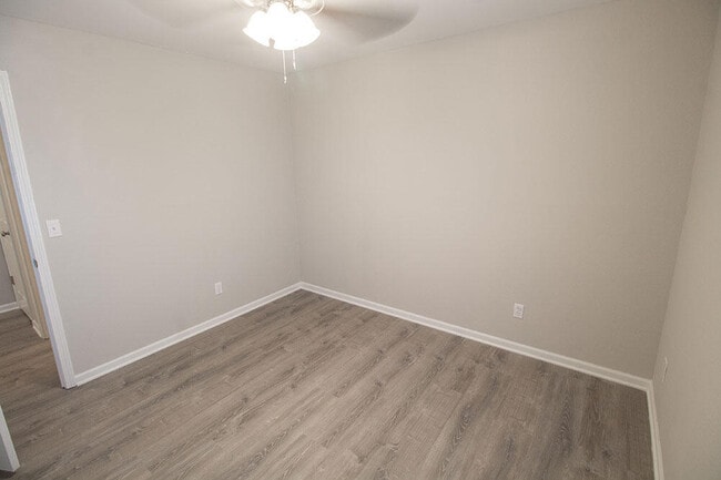 Building Photo - 1306 Godas Cir