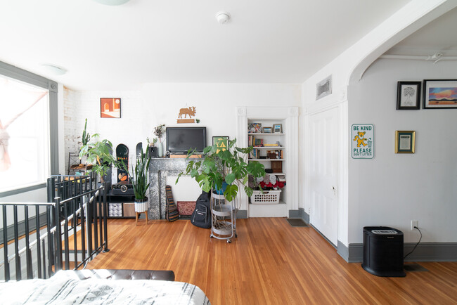 Built-in bookshelves - 988 N 5th St