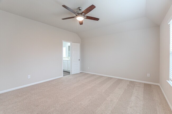 Building Photo - 9219 Grace Rdg Dr