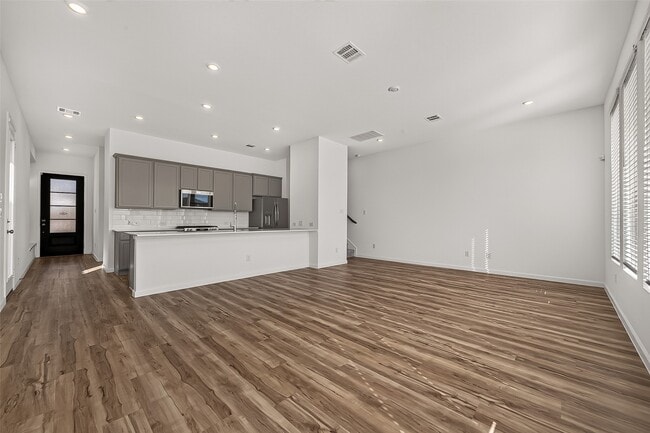 Building Photo - 5558 Amber Brook Ln
