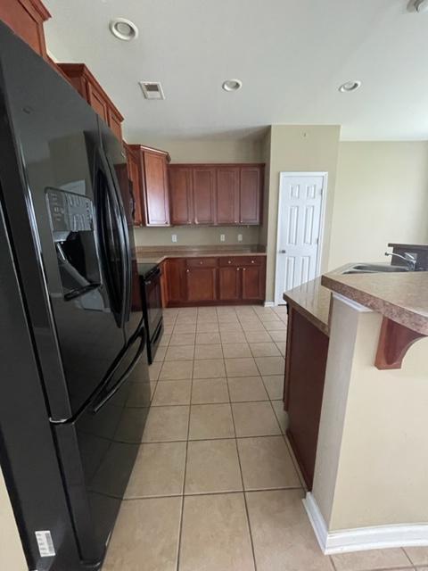 Building Photo - 270 Burchwood Ln