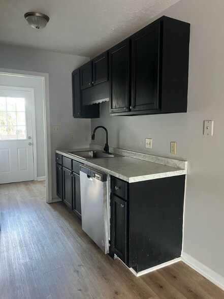 Building Photo - 116 Horizon River Dr