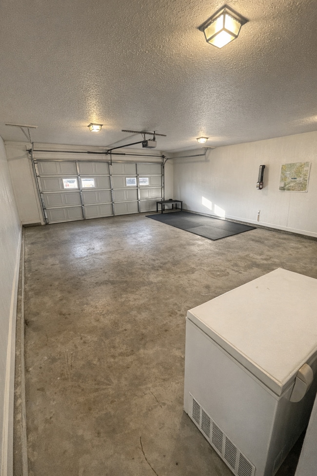 2 CAR GARAGE - 3412 Camellia Cir