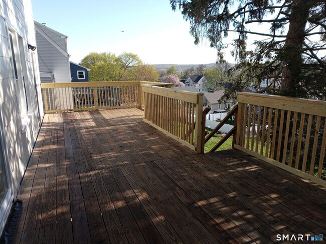 Building Photo - 103 Hillside Ave