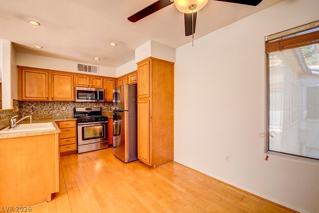 Building Photo - 3060 Casey Dr