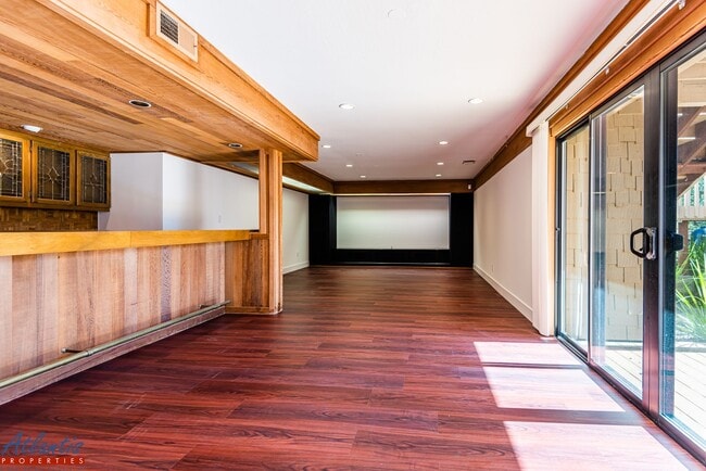 Building Photo - Beautiful Los Gatos Home | Remodeled | Ama...