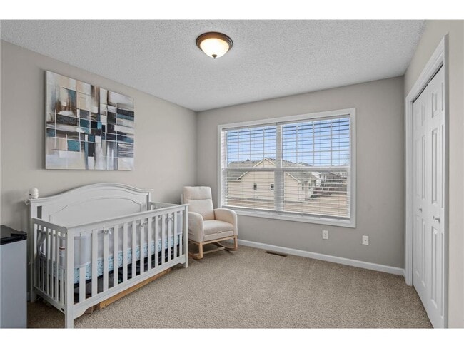 Building Photo - 2504 Country View Dr