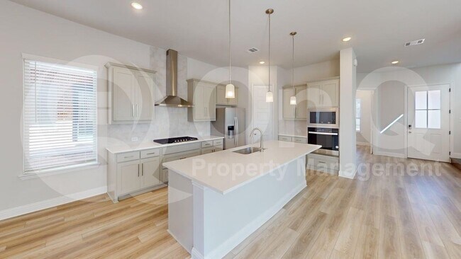 Building Photo - 7111 Daytona Mews