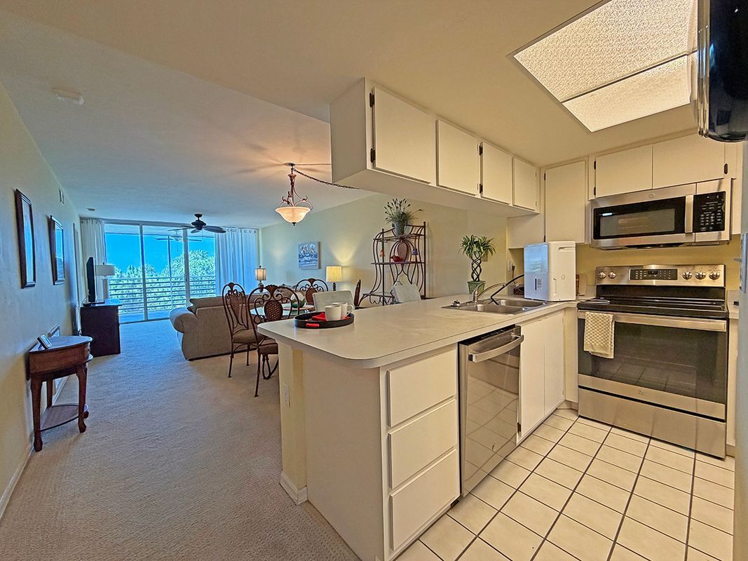 Building Photo - 15161 Cedarwood Ln