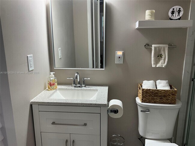 Building Photo - 8638 SW 50th St