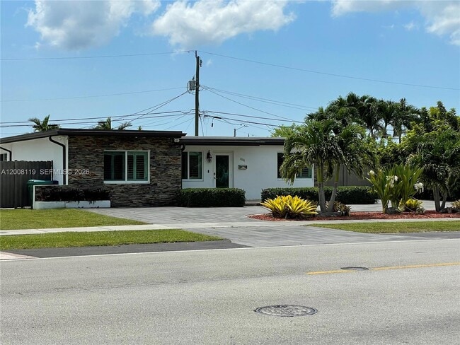 Building Photo - 4161 SW 102nd Ave