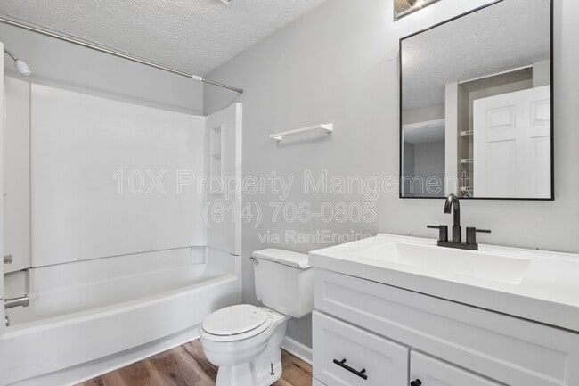 Building Photo - 3850 Julia Ct