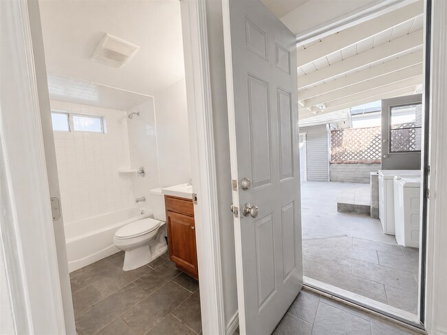 Building Photo - Charming 3-Bedroom Home for Lease in College West, San Diego